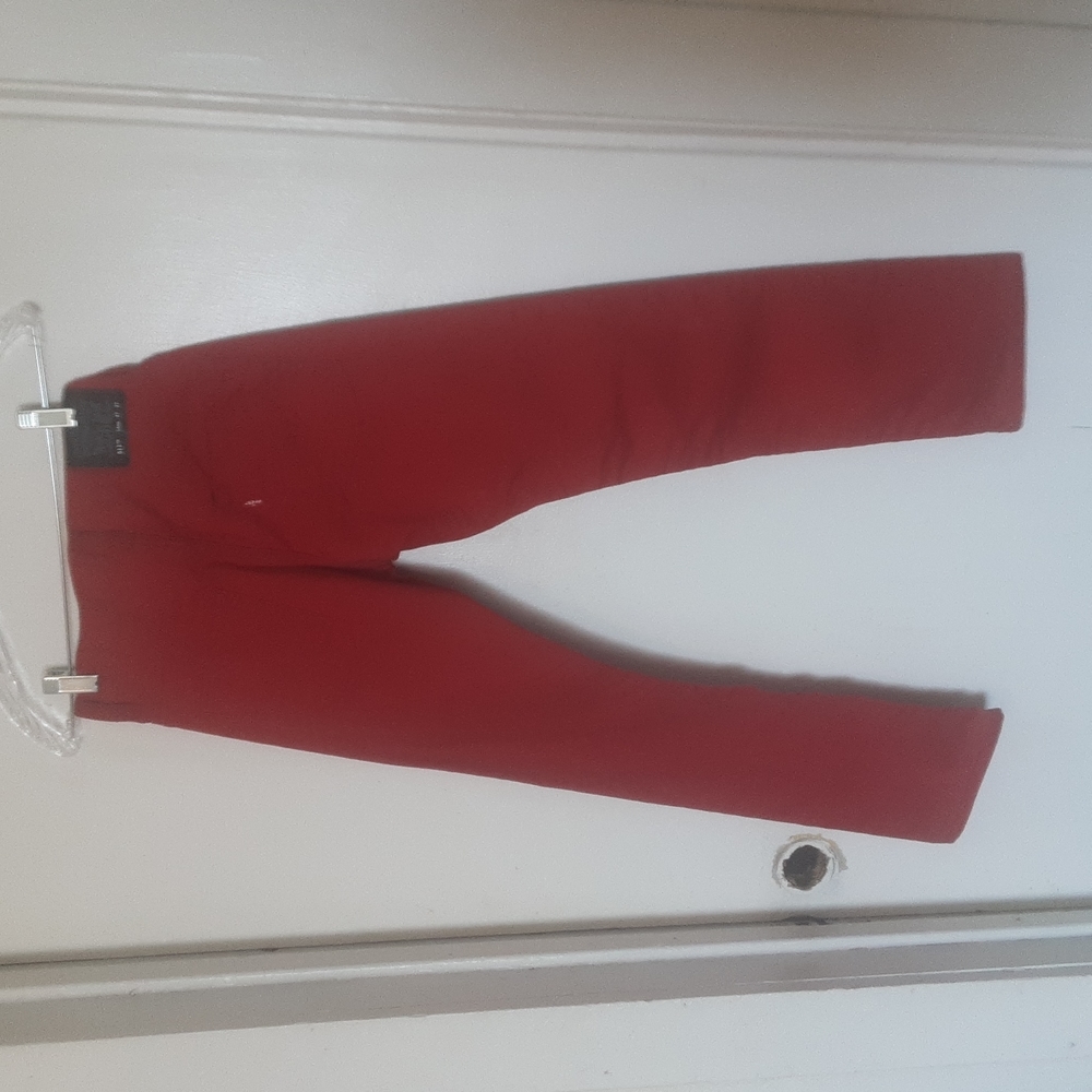 Retro Girl's Black Tag  Red Levi's Sz 14